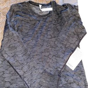 Lululemon Breeze By Long Sleeve